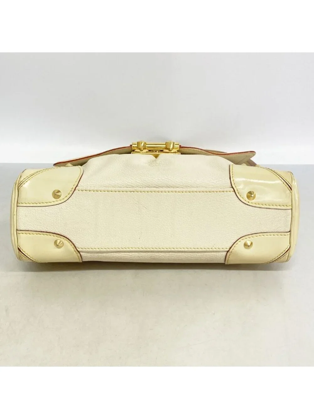 Louis Vuitton Shoulder Bag Suhali Resencial Blanc